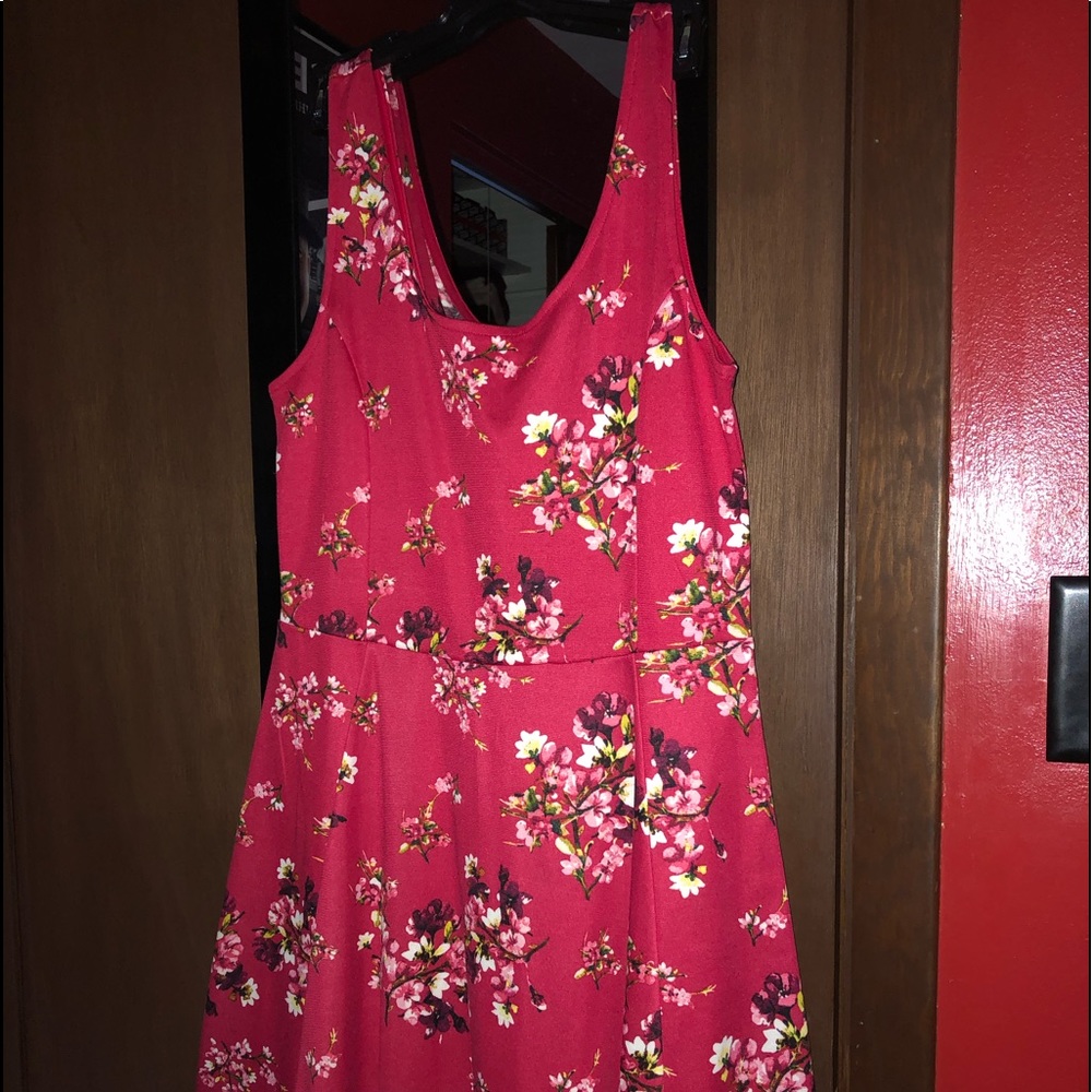 H&M Short Red Sleeveless Jersey Dress